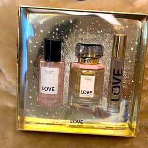 Victoria Secret LOVE set